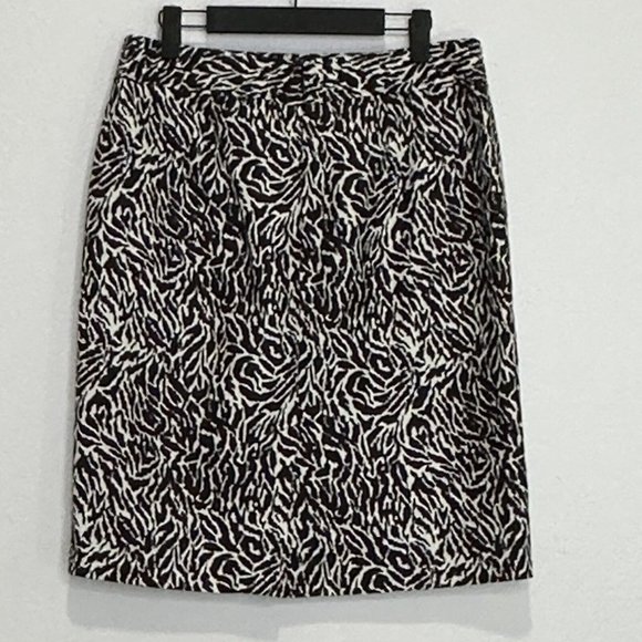 Ann Taylor Loft Women's Short Pencil Zip Back Lined Skirt Size 8 Brown EUC - Picture 2 of 8